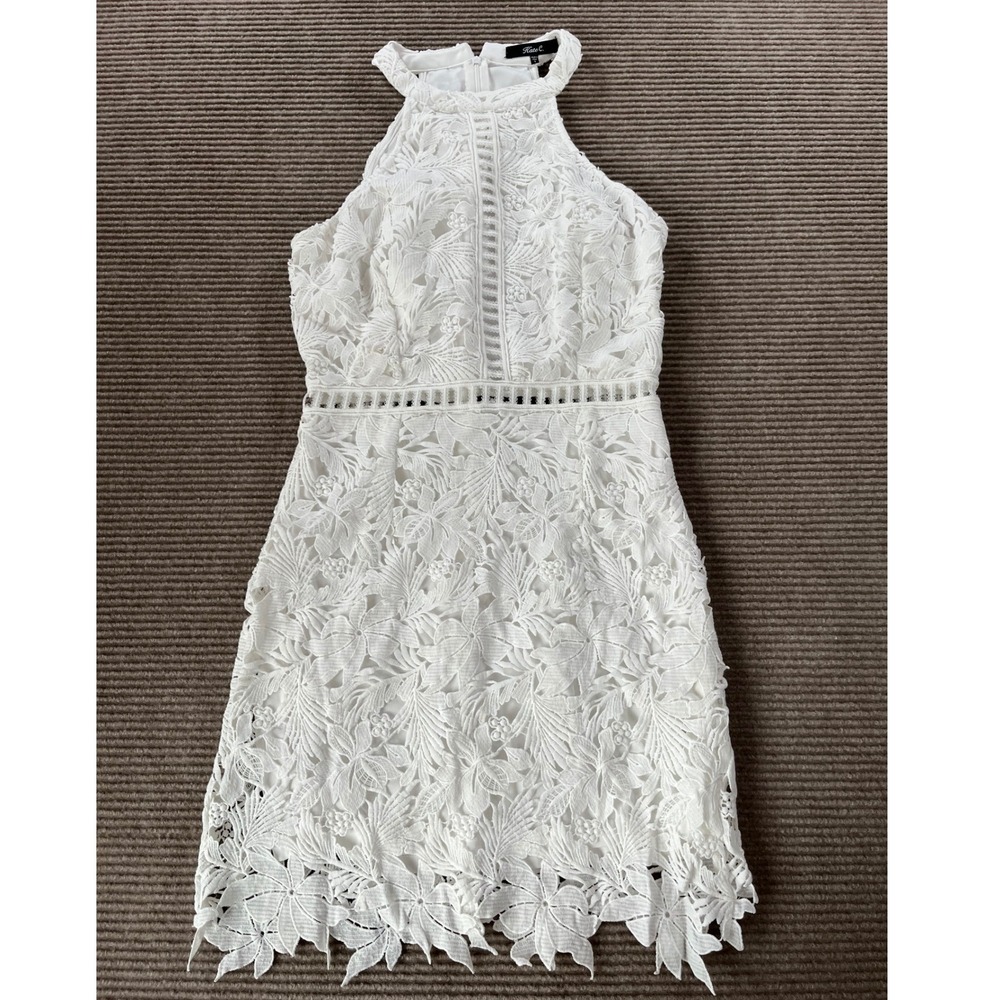 Kate C. White Floral Lace Halter Mini Dress Ladder Cutout Scalloped Hem‎ Size S
